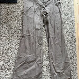 GAP Maternity pants in Light Taupe